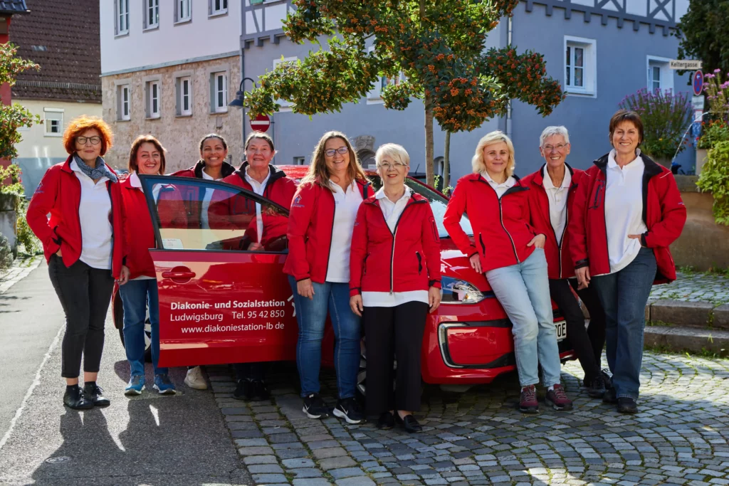 Gruppenfoto des Pflegeteams der Diakonie- und Sozialstation Ludwigsburg