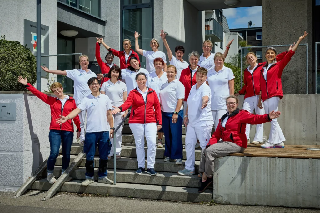 Gruppenfoto des Teams der Diakonie- und Sozialstation Ludwigsburg